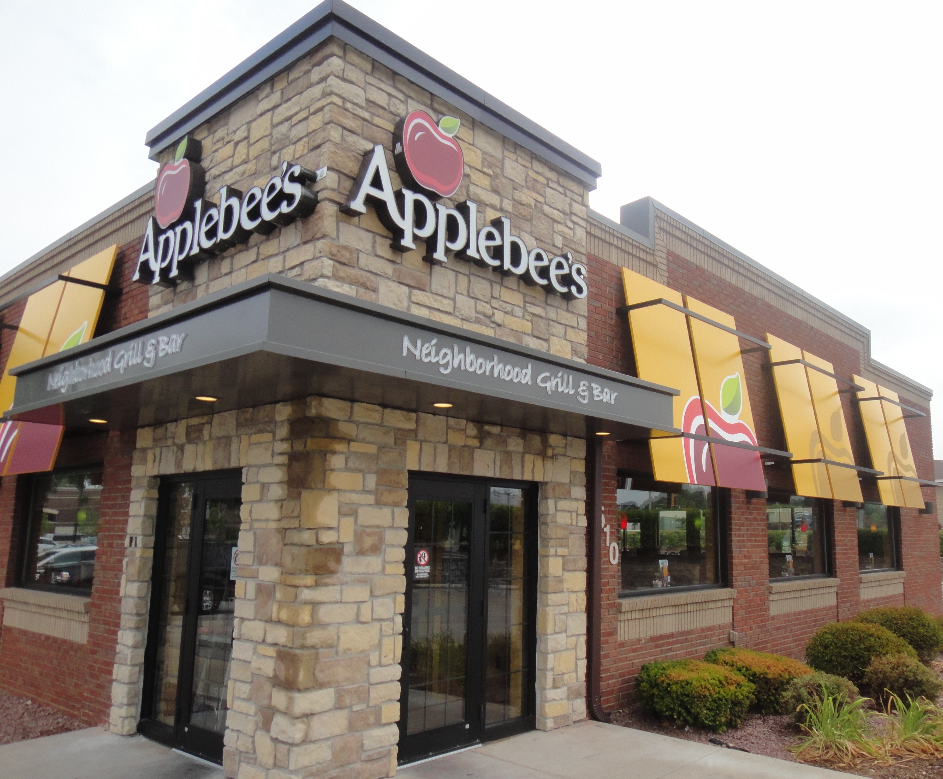 Applebee’s – West Bend, WI