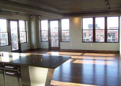 River Renaissance Condos